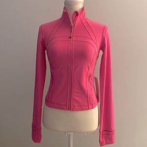 NWT Lululemon Cropped Define Jacket (Nulu) in Sonic Pink - Size 4